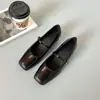 2026 Nuevos Zapatos Mary Jane Versátiles y Delicados para Mujer Estilo Commuting Moda Casual Retro Artística Diseño Cómodo