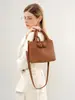 Bolso nuevo tejido a mano, bolso casual de hombro y cruzado, versátil para ir al trabajo, bolso tote pequeño, bolso de mano de nicho de alta gama