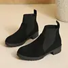 Botas de tornozelo slip-on de camurça estilo europeu e americano 2026 para mulheres, botas elásticas de tamanho grande, sola grossa antiderrapante, para outono e inverno, em estoque