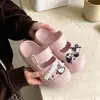 Nuevos zuecos Mary Jane de EVA de verano para uso en exteriores, retro y versátiles, ligeros y cómodos para uso prolongado, zapatillas de punta cerrada para mujer
