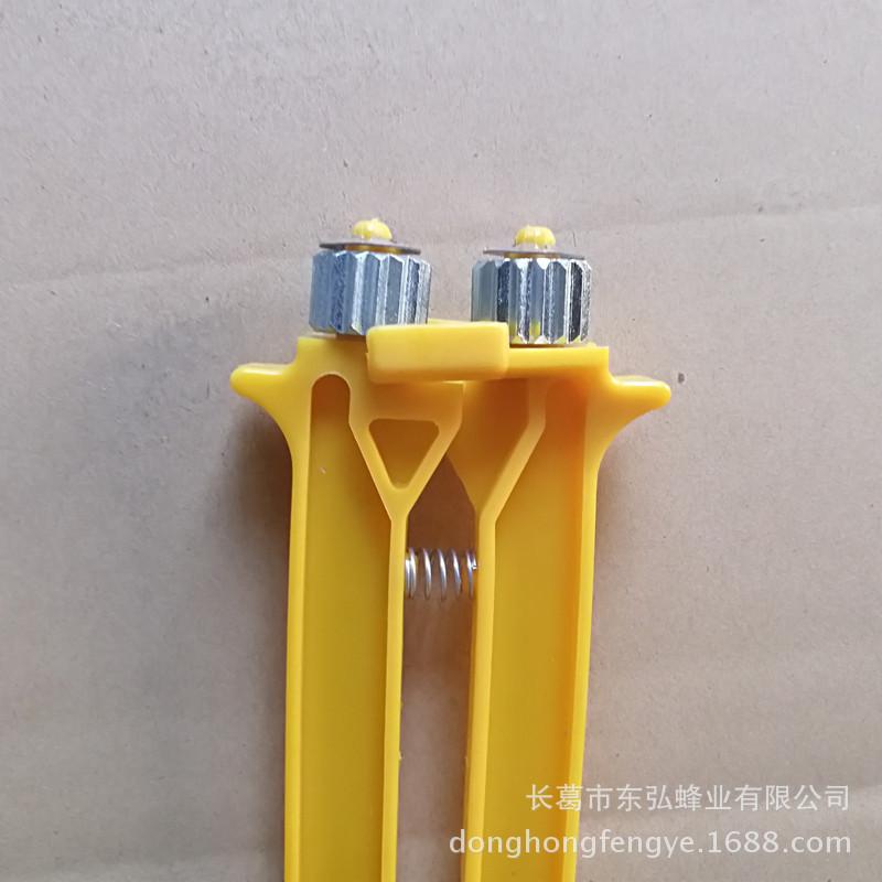 8B08A4D9BC600D489401A822E4080B