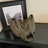 Bolso bandolera tipo dumpling con estampado de leopardo para mujer, nuevo y moderno 2026, bolso de hombro de nicho súper popular para otoño, bolsa de gran capacidad para el día a día