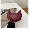 Nova Bolsa de Ombro Meia-Lua Simples e Estilosa Outono 2026, Versátil de Ombro Único, Bolsa Feminina da Moda de Alta Qualidade