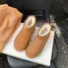 Botas de Neve Femininas de Inverno, Estilo Zhou Dongyu, Couro e Pele Integrados, Botas Curtas de Couro Genuíno com Solado Grosso, Forradas com Lã, Espessadas, Sapatos de Algodão Quentes