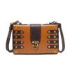 Bolsa Transfronteiriça Feminina 2024 Nova Bolsa Feminina Europeu e Americano Punk Industrial Estilo Retrô Bolsa Quadrada Pequena Bolsa Feminina de Ombro Bolsa Transversal