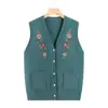 Nuevo chaleco de punto de otoño para mujeres mayores, chaleco exterior bordado para abuela, ropa de talla grande para señoras mayores