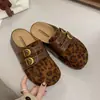 Pantuflas Casuales de Doble Tira con Puntera para Mujer 2026 Otoño/Invierno Nuevas Suela Gruesa que Aumenta la Altura Estilo Birkenstock Slip-on Zapatos para Personas Perezosas