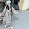 Conjunto Deportivo para Niñas 2026 Primavera y Otoño Nuevo Estilo Coreano Casual de Moda Sudadera con Capucha y Pantalones Cortos Conjunto para Niños Mayores