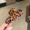 Pinza pequeña de acetato con estampado de leopardo para el pelo, para peinado semi-recogido, accesorio de pelo simple y versátil, nuevo accesorio de pelo 2026
