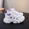 Zapatillas tipo dad con suela de plataforma para niñas, nuevo verano 2026, malla transpirable, suela suave, zapatillas deportivas antideslizantes para correr para niños