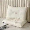 Núcleo de Travesseiro Super Macio para Uso Doméstico, Peça Única para Mulheres, Suporte Cervical para Adultos, Especial para Sono Profundo, Um Par para Homens