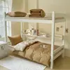 Nuevo conjunto de tres piezas de algodón puro estilo simple de dos tonos y color liso para dormitorio universitario clase A venta al por mayor