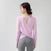 Nova Blusa Esportiva de Manga Longa Solta Respirável Proteção Solar Decote nas Costas Cruzado Barra Reta Roupa de Yoga Top Fitness