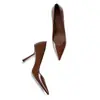 Zapatos de Tacón de Aguja Sexy Versátiles Puntiagudos 2025 Principios de Primavera Tacones Altos Nuevo Charol Zapatos Planos de Moda Boca Baja Elegante Zapatos de Mujer