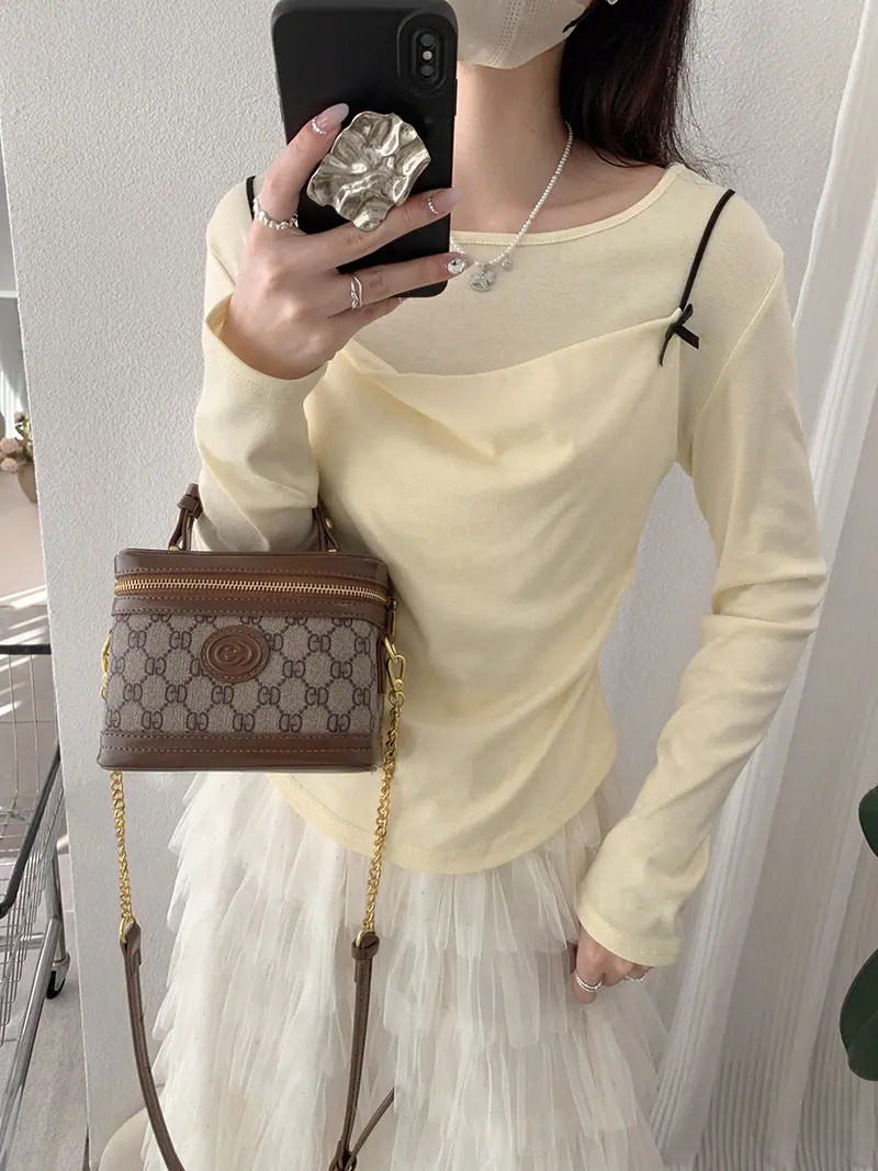 6886 (1).JPG