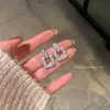 Pendientes Cuadrados Brillantes de Zirconio Completo Estilo Coreano para Mujer, Lujo Accesible, Gama Alta, Pendientes Elegantes y Atmosféricos, Nicho, Pendientes Únicos y Hermosos