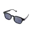 Venta al por mayor de fábrica Gafas de sol cuadradas retro europeas y americanas Versátiles Estilo callejero Mismo estilo que las celebridades de internet Protección solar para exteriores Gafas con bisagras de resorte