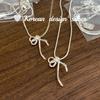 Collar de Plata de Ley S925 con Lazo Anudado de Línea Simple Nicho Cadena para Clavícula de Mujer Moda Ins Apilable Sentido de Alta Gama