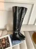 Botas largas de piel de vaca suave con pliegues franceses apilados para mujer, nuevo modelo 2026, punta cuadrada, tacón grueso, hasta la rodilla, botas de jinete adelgazantes