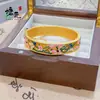 Loja Dourada Mesmo Estilo Novo Bracelete Chinês Esmaltado para Mulheres, Bracelete Vintage Estilo Palácio com Fecho e Joias de Filigrana Vazada