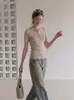 Blusa Feminina Cáqui Gola V Manga Curta Estilo Old Money, Camisa de Tricô Ice Silk de Alta Qualidade Slim Fit, Blusa de Ombro Normal 8672