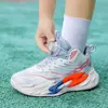 Tênis Profissional de Badminton Infantil para Meninos 2026 Novo Modelo para Crianças de Meia-Idade e Grandes Meninos Tênis Esportivo de Tênis de Mesa Tênis de Corrida Antiderrapante