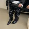 Botas Apiladas Arrugadas Talla Grande Invierno Nuevas Adelgazantes Punta Fina Botas Altas Tacón de Cuña Adelgazante Tacón Alto Botas de Moda Botas Largas
