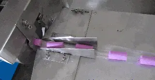 t01908c4cf7d9192017.gif