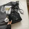 Bolsas Pequenas Populares Deste Ano para Mulheres 2025 Nova Moda Versátil Bolsa Transversal Exquisita Super Popular Bolsa Saco Balde