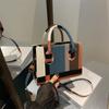 2024 Nuevo Estilo Retro Texturizado Estilo Occidental Casual Simple Moda Hombro Cruzado Portátil Bolso Cuadrado Pequeño Bolso para Mujer para Viajar