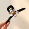 Pinza de garra de flor rosa, simple y versátil, pinza de tiburón grande para la parte posterior de la cabeza de las mujeres, accesorio para peinar el cabello