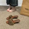 Novas Pantufas de Pelo Estampa Leopardo 2026 para Mulheres, Pantufas de Salto Alto Plataforma para Exterior, Pantufas de Algodão Antiderrapantes com Tira Única e Biqueira Aberta