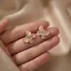 Pendientes Mariposa Estilo Coreano con Strass Rosa y Aguja Plateada, Suaves y Elegantes, Moda de Nicho, Simples y Versátiles para el Uso Diario