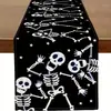 Toalha de mesa de Halloween transfronteiriça com estampa de caveira e morcego, banner de toalha de mesa para decoração de festa de feriado para sala de jantar interna