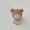 Chapéus de Bebê Qiunan Outono e Inverno 2026 Novo Estilo Ins Chapéus de Tricô com Proteção para Orelhas Infantis Chapéus de Lã Fofos para Bebês Venda por Atacado