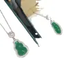 Colar Feminino Versa Novo Chinês Elegante Cabacinha Ruyi Banhado a Ouro com Zircônia Super Brilhante Pingente Feijão Verde Calcedônia Verde