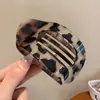 Grampo de Cabelo Elegante de Abalone para Mulheres, Piranha de Cabelo de Estampa de Leopardo de Alta Qualidade, Grampo Bico de Pato da Moda para Penteados Presos, Acessório de Cabelo Versátil para a Parte de Trás da Cabeça