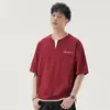 Camiseta Estilo Novo de Verão Falsa Duas Peças com Decote em V e Manga Curta para Homens, Top Estampado Casual Americano, Camiseta Tendência de Algodão Puro Pesado com Caimento Solto