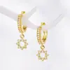 Pendientes coreanos microincrustados con circonita estrella ocho estrella Mans colgante pendiente de botón para oreja pendientes de botón para oreja para mujer chapados en oro de 18K