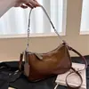 2026 popular bolsa de mão grande capacidade, bolsa de ombro, bolsa de axila, bolsa transversal simples e estilosa para mulheres, para verão e outono