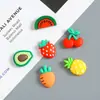 Piña Fresa Fruta Simulada Resina Accesorios Pequeños Hechos a Mano DIY Funda para Teléfono Móvil Imán para Refrigerador Agujero Hebilla de Zapato Accesorios