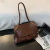 Bolso de Gran Capacidad para Mujer Modelo Nuevo 2026 Bolso Cruzado de Correa Ancha Bolso de Hombro Único para Viajes Diarios Bolso Tote para Estudiantes Universitarios