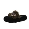 Chinelos peludos retrô de sola grossa para mulheres, adequados para uso externo, novos chinelos confortáveis estilo coreano outono/inverno 2026, chinelos de algodão de uma tira para mulheres