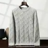 Nuevo suéter de cachemira grueso de tres hilos de cinco agujas con cuello redondo para otoño e invierno para hombre, prenda interior de punto con diseño de trenzas