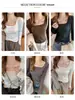 Camiseta básica de cuello cuadrado para mujer, nuevo estilo 2026, adecuada para primavera, otoño e invierno, manga larga gris, con un look sofisticado, diseño escotado, top interior ajustado, blanco
