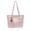 2025 Nueva Bolsa Tote Linda en Relieve Estilo Coreano Casual de Gran Capacidad para el Trabajo y el Traslado Bolso de Hombro de Alta Gama para Mujeres