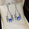Pendientes de Plata Aguja Zircón Gota de Agua Cuadrado, Modernos, Sencillos, Versátiles, Elegantes, Lujo Ligero, Pendientes de Gama Alta para Mujer