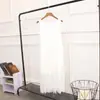 Falda base de camisola de encaje para mujer de longitud media Otoño e Invierno talla grande Costura Encaje Interior Vestido de Modal Moderno