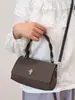Bolso de Mano Shuai Mijia 2026 Primavera Nuevo con Patrón de Lichi Suave, Bolso Cuadrado Pequeño Estético de Alto Valor Único para Llevar en la Mano para Viajes Diarios
