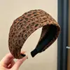 Diadema retro de ala ancha con lunares, adecuada para frentes amplias, para lavarse la cara, uso diario, versátil, ligera y que irradia una vibra lujosa y sofisticada